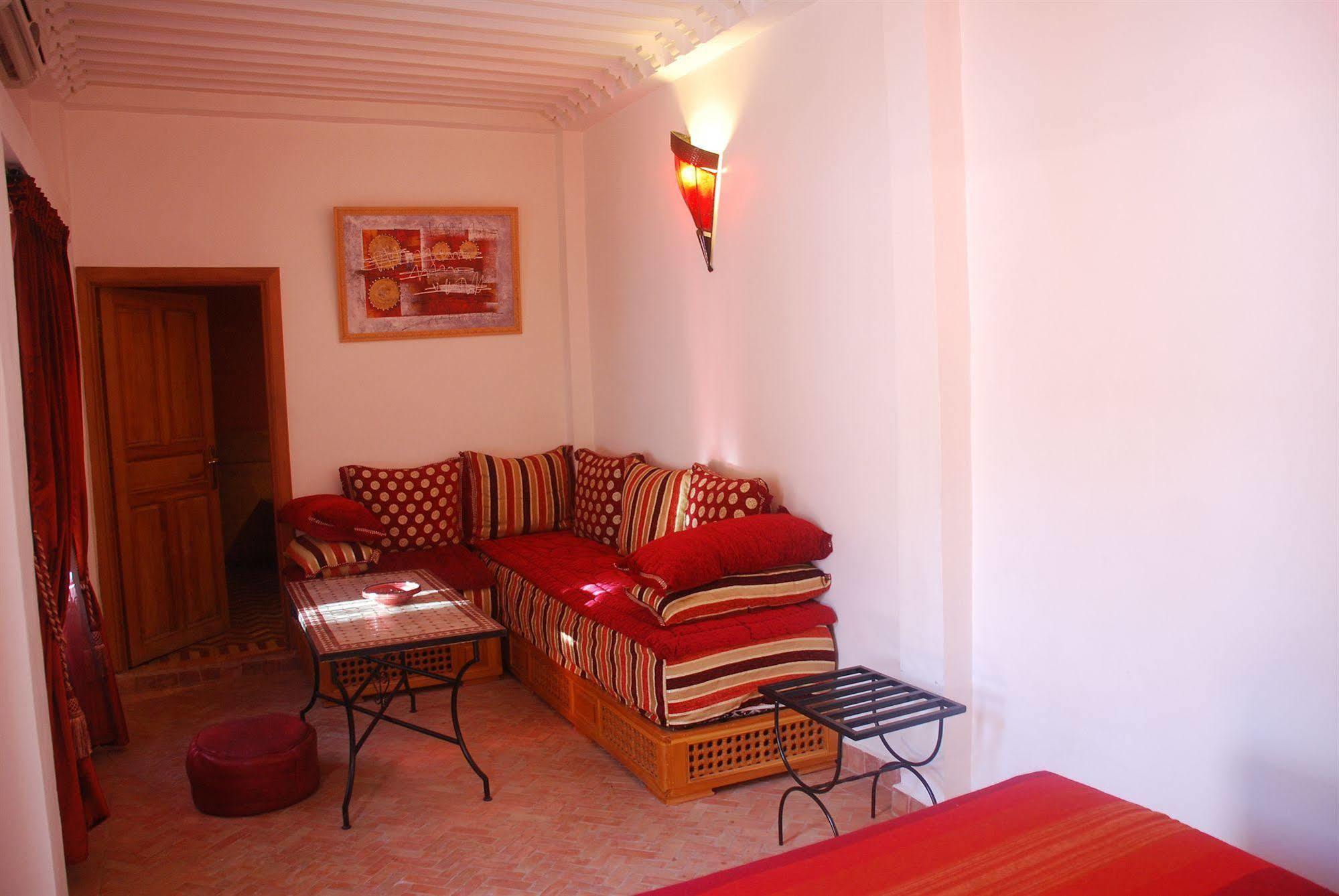 Riyad Al Atik Hotel Fes Luaran gambar