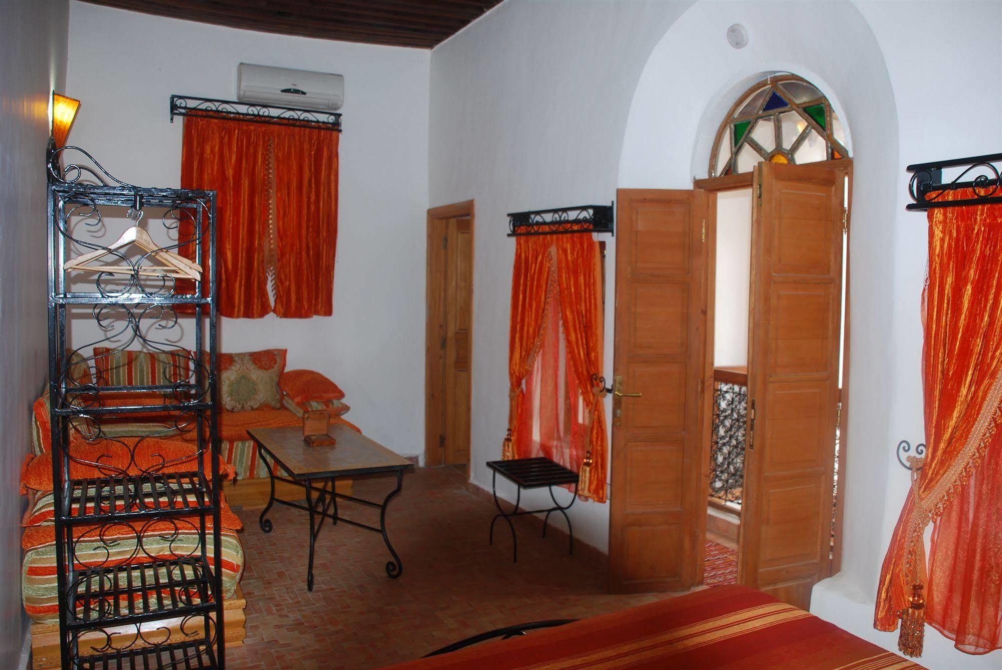 Riyad Al Atik Hotel Fes Luaran gambar